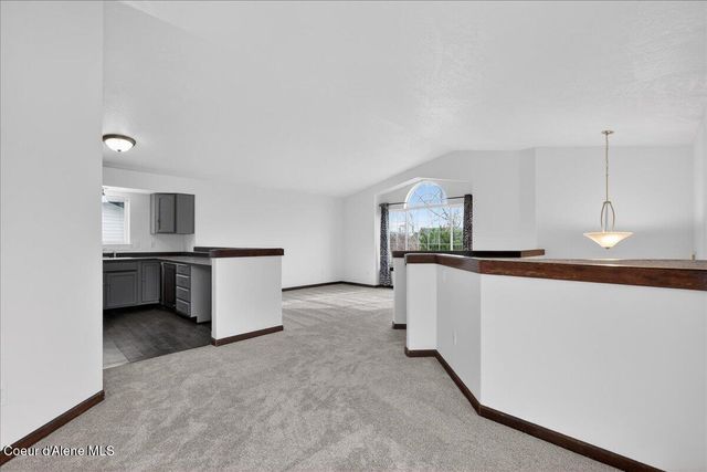 2435 N Bunchgrass Dr, Post Falls, ID 83854