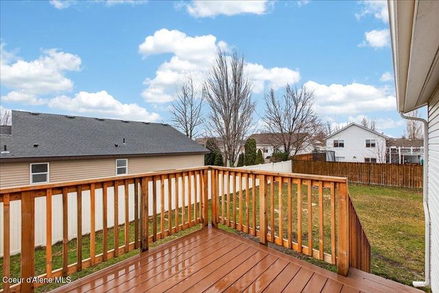 2435 N Bunchgrass Dr, Post Falls, ID 83854