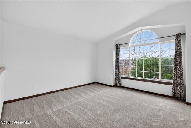 2435 N Bunchgrass Dr, Post Falls, ID 83854