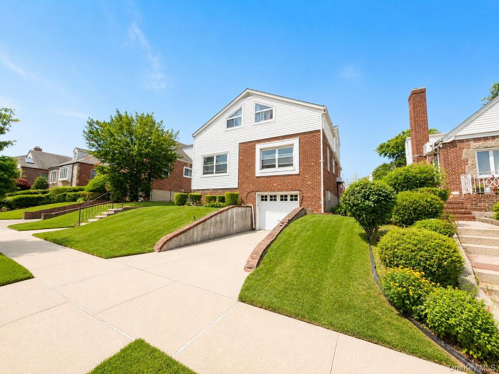 8018 217th, Hollis Hills, NY 11427 — photo 2