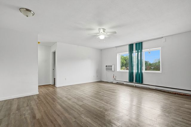 7 Weld St 44, Framingham, MA 01702
