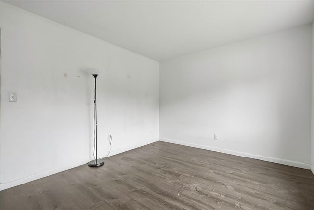 7 Weld St 44, Framingham, MA 01702