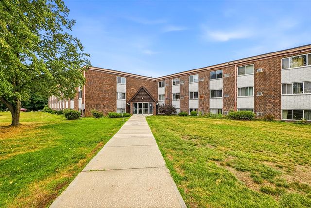 7 Weld St 44, Framingham, MA 01702