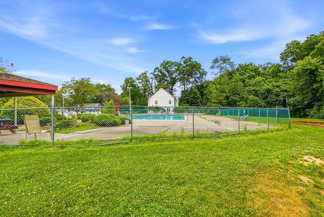 7 Weld St 44, Framingham, MA 01702