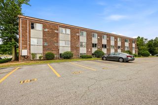 7 Weld St 44, Framingham, MA 01702