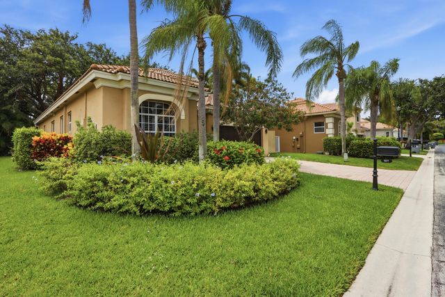 5677 Via De La Plata Circle, Delray Beach, FL 33484