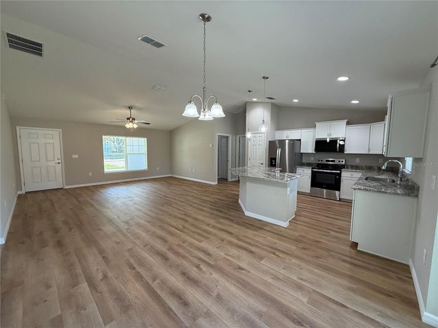 10426 SW 133RD AVENUE, Dunnellon, FL 34432