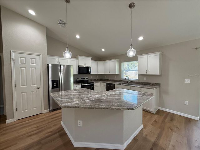 10426 SW 133RD AVENUE, Dunnellon, FL 34432