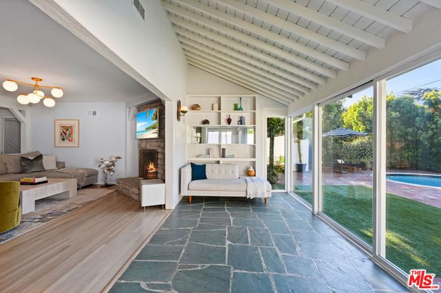 12509 Rye Street, Studio City, CA 91604