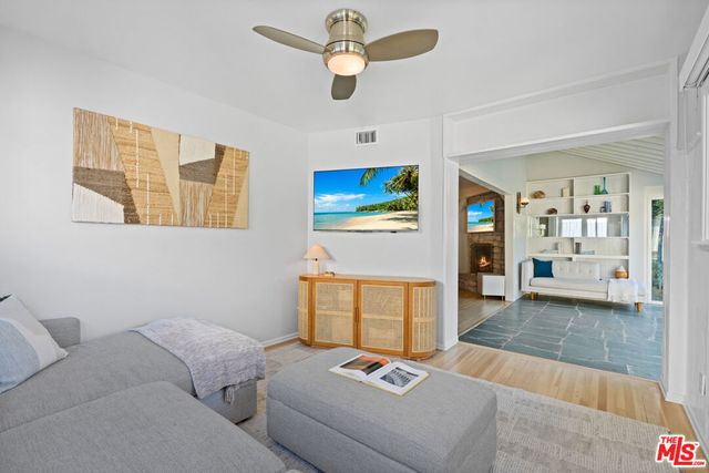 12509 Rye Street, Studio City, CA 91604