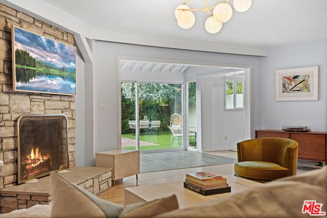 12509 Rye Street, Studio City, CA 91604