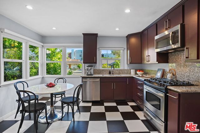 12509 Rye Street, Studio City, CA 91604