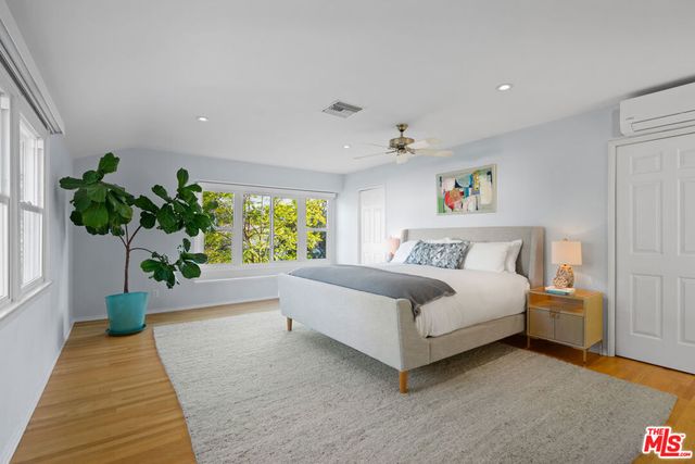 12509 Rye Street, Studio City, CA 91604