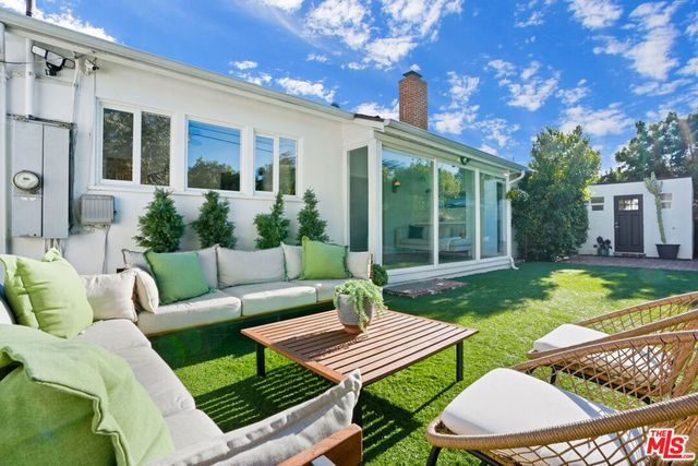 12509 Rye Street, Studio City, CA 91604