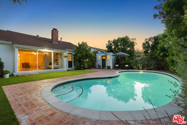 12509 Rye Street, Studio City, CA 91604