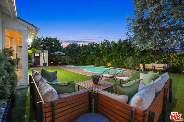 12509 Rye Street, Studio City, CA 91604