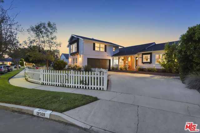 12509 Rye Street, Studio City, CA 91604