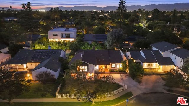 12509 Rye Street, Studio City, CA 91604