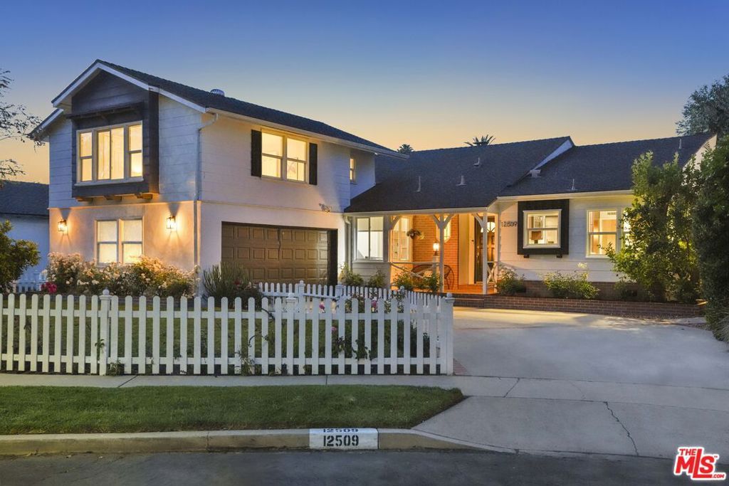 12509 Rye Street, Studio City, CA 91604
