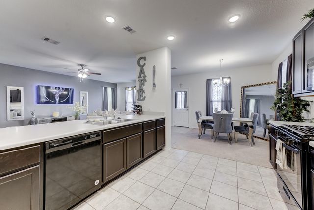 9818 Yanet Grove Lane, Houston, TX 77044