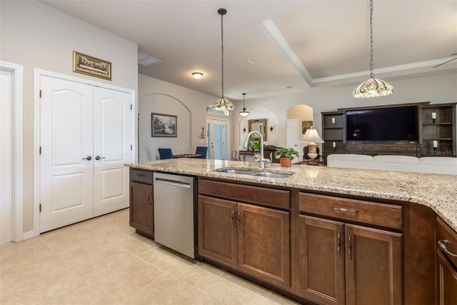 64 ARENA LAKE DRIVE, Palm Coast, FL 32137