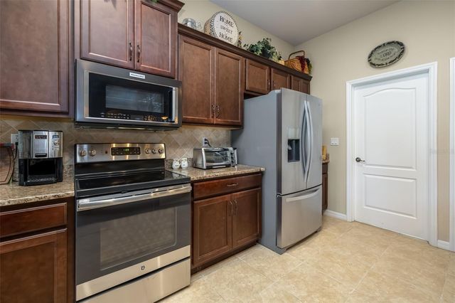 64 ARENA LAKE DRIVE, Palm Coast, FL 32137