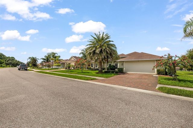 64 ARENA LAKE DRIVE, Palm Coast, FL 32137