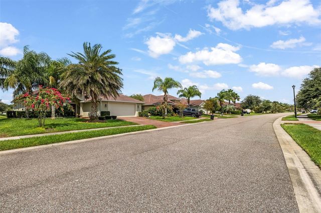 64 ARENA LAKE DRIVE, Palm Coast, FL 32137