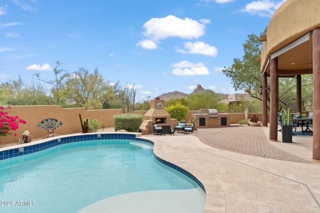11017 E DESERT TROON Lane, Scottsdale, AZ 85255