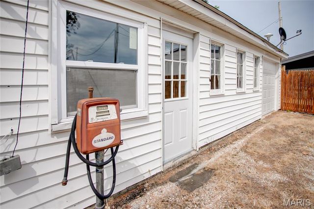 905 W Carpenter Street, Jerseyville, IL 62052