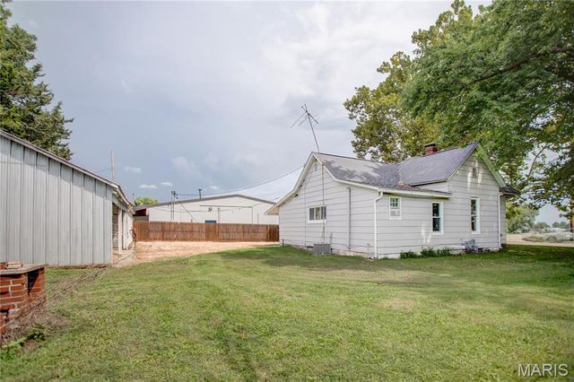 905 W Carpenter Street, Jerseyville, IL 62052