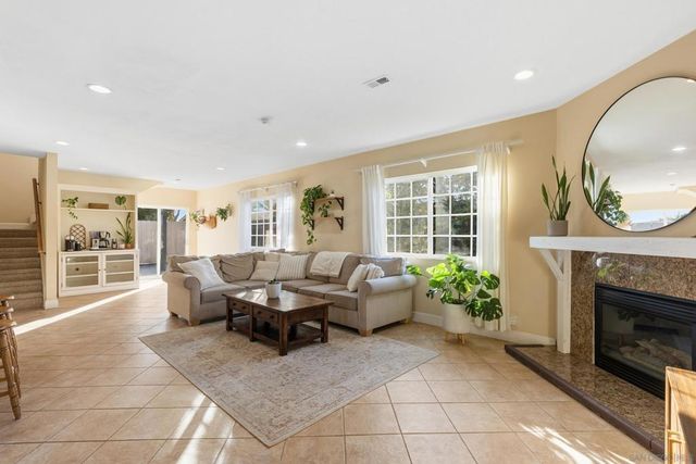 3346 Mount Acadia Blvd., San Diego, CA 92111