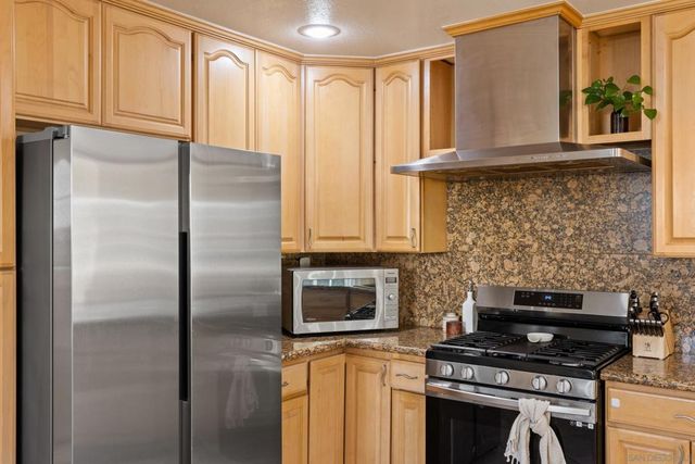 3346 Mount Acadia Blvd., San Diego, CA 92111