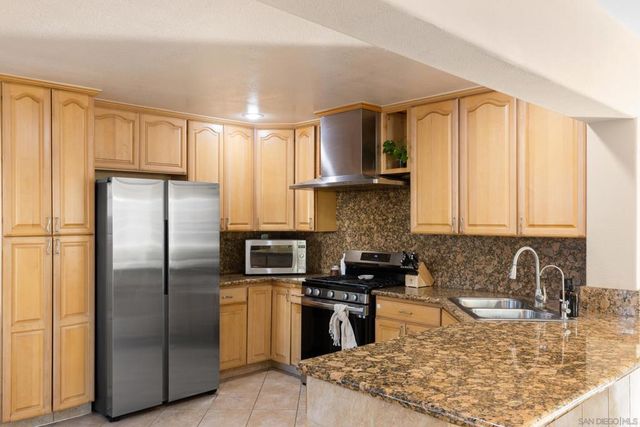 3346 Mount Acadia Blvd., San Diego, CA 92111