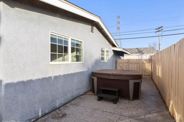 3346 Mount Acadia Blvd., San Diego, CA 92111