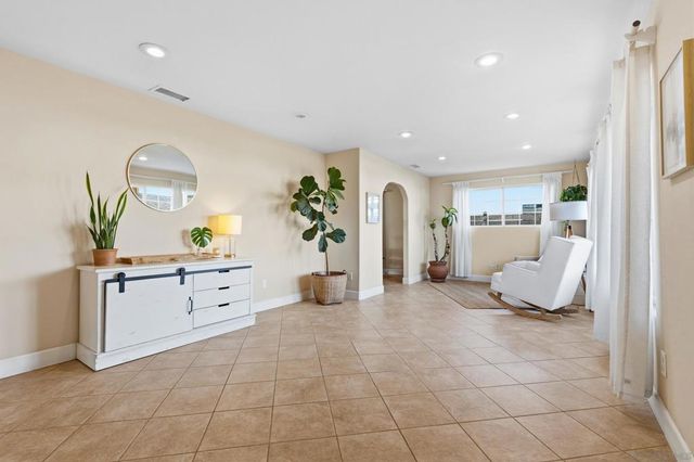 3346 Mount Acadia Blvd., San Diego, CA 92111