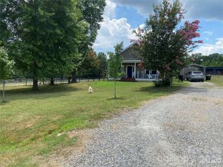 1568 John Smith Road, Columbus, NC 28722