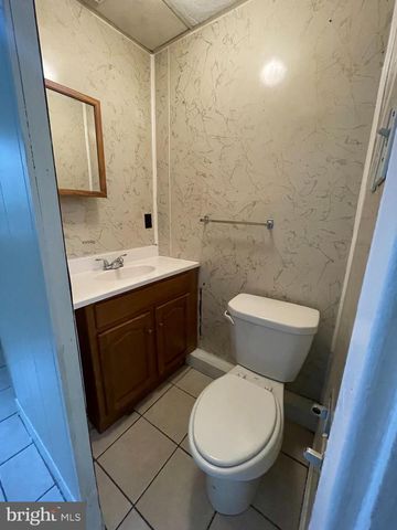22 FRANK S BROWN BLVD, Steelton, PA 17113
