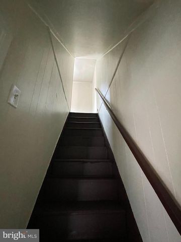 22 FRANK S BROWN BLVD, Steelton, PA 17113