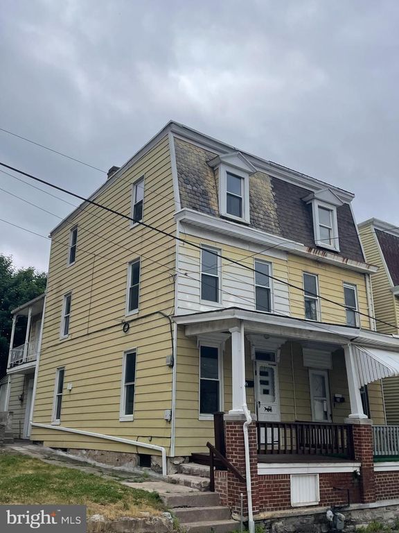 22 FRANK S BROWN BLVD, Steelton, PA 17113