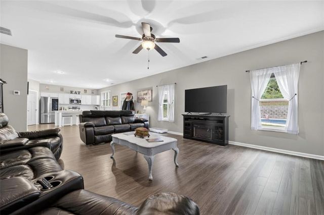 141 Lindsey Drive, Bremen, GA 30110