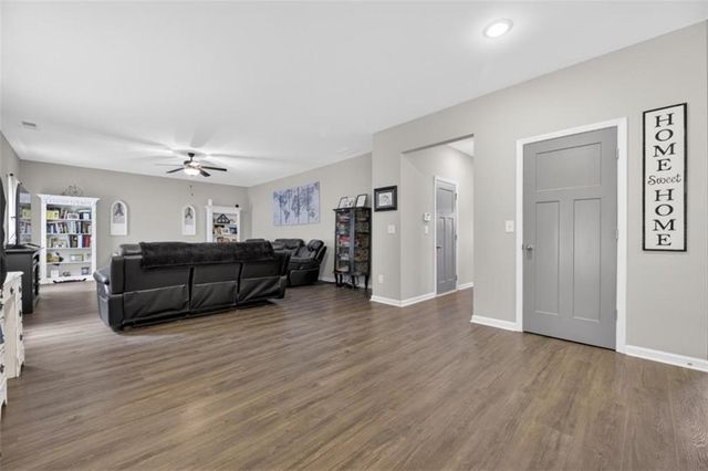141 Lindsey Drive, Bremen, GA 30110