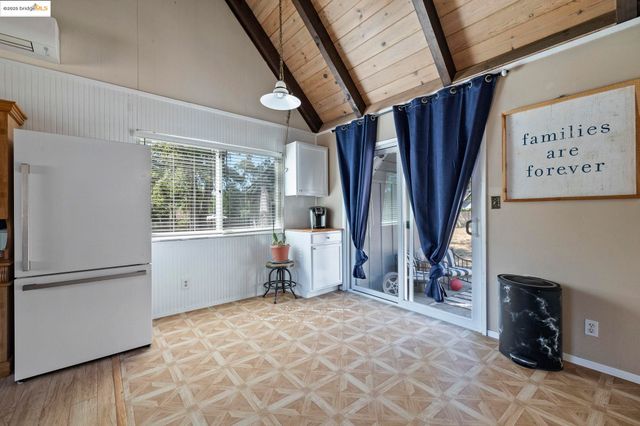 20562 Tanner Dr, Soulsbyville, CA 95372