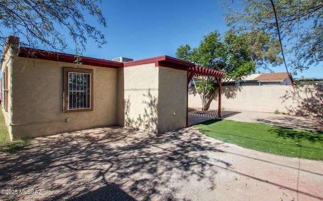 4413 S Liberty Avenue, Tucson, AZ 85714