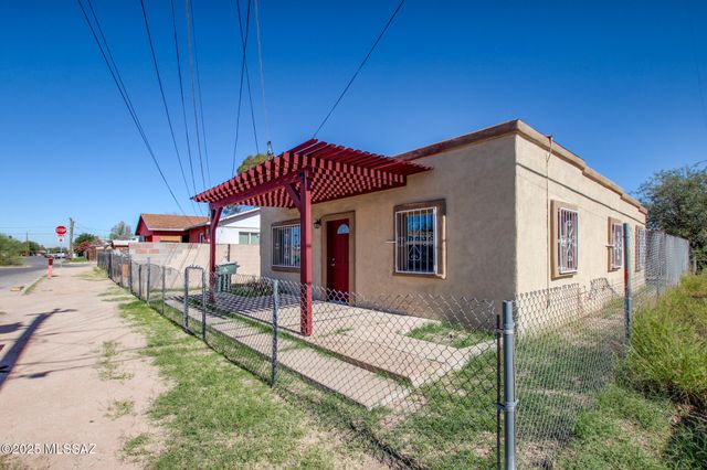 4413 S Liberty Avenue, Tucson, AZ 85714
