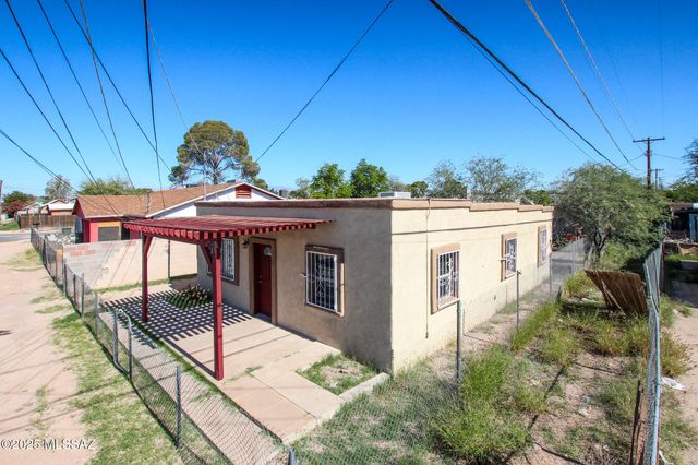 4413 S Liberty Avenue, Tucson, AZ 85714