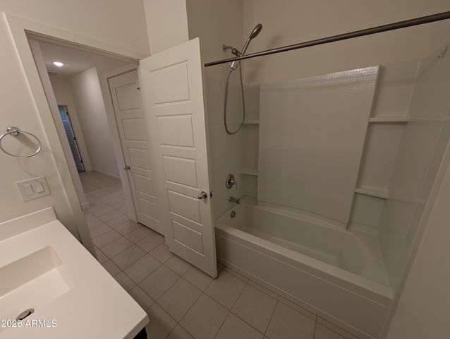 2769 E Fossil Ridge Road, Phoenix, AZ 85050