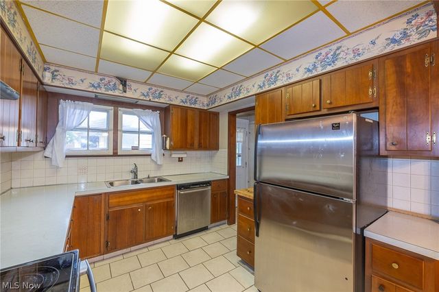 3396 Chalfant Road, Shaker Heights, OH 44120