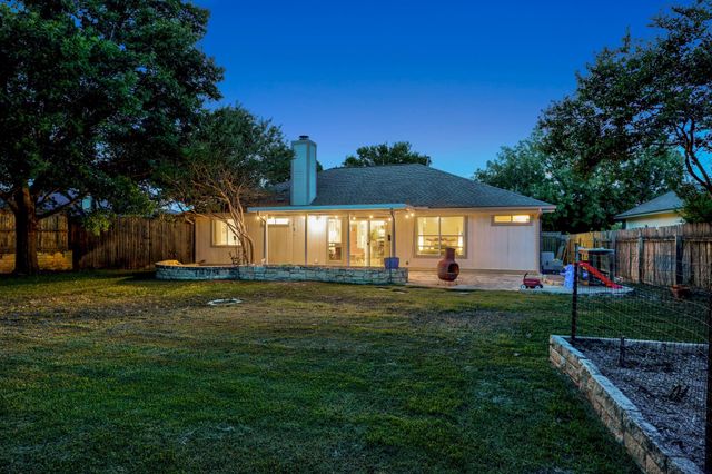 1602 Southwestern BLVD, Georgetown, TX 78626