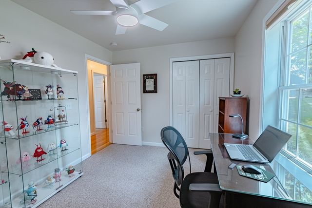 14 Emmanuel Ave, Webster, MA 01570